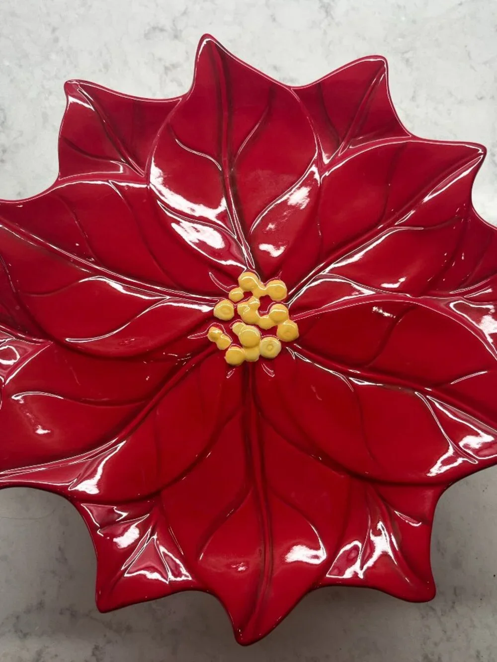 Princess House Red Poinsettia Pedestal Plate